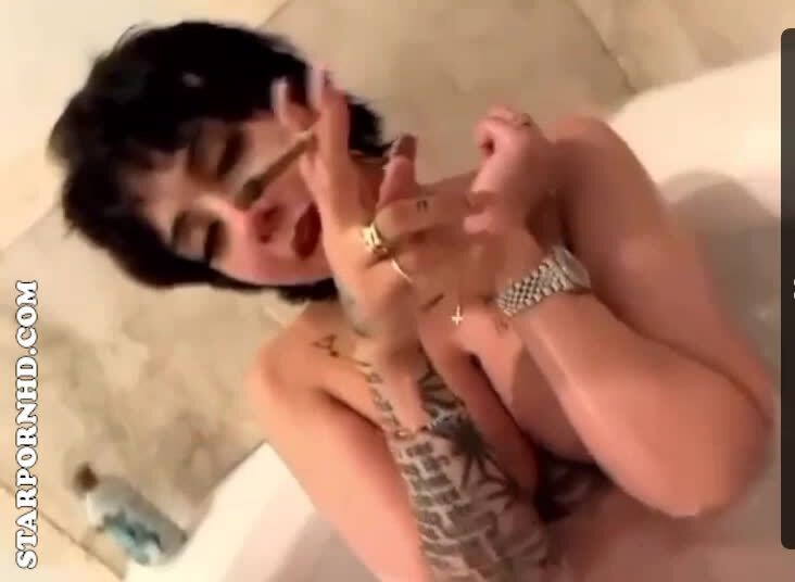 Ally Lotti Nude Show BOOBS in bathtub