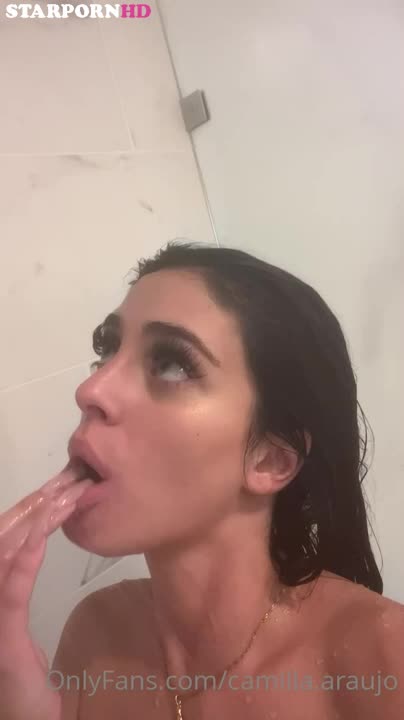 Camilla Araujo Sucking her finger Video Onlyfans